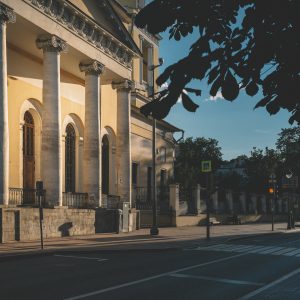 Билеты на В те переулочки. Прогулка с Полиной Черновой (Театр города М.)
